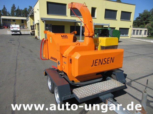 Jensen - A425 DI Holzhäcksler Motorhacker Motorhackmaschine woodchipper