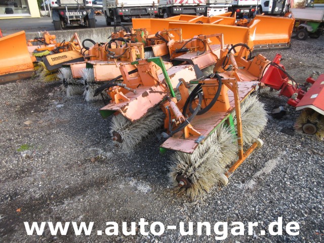 Multicar - Schneebesen Winterdienst Bürste Besen Boschung Hansa Ladog