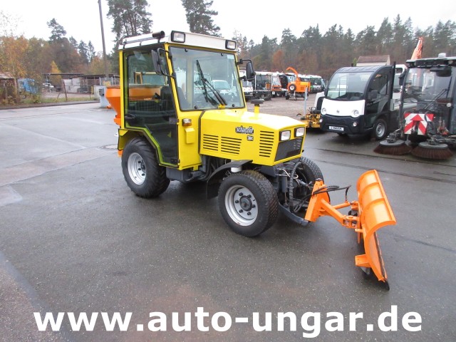 Schanzlin - 304 Diesel 4x4 Winterdienst Pflug & Streuer 2-Sitzer Zapfwelle