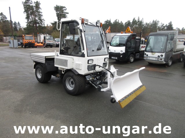 Holder - C240 Schneeschild Allrad 4x4 Heckzapfwelle Knicklenkung Kommunalfahrzeug