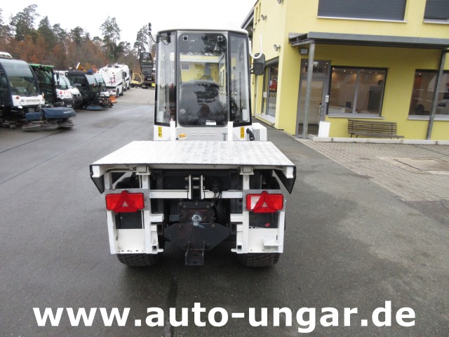 Holder - C240 Schneeschild Allrad 4x4 Heckzapfwelle Knicklenkung Kommunalfahrzeug