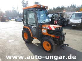 Kubota - B 2410 Baujahr 2006 4x4 Heckzapfwelle Kommunaltraktor mit Getriebeschaden