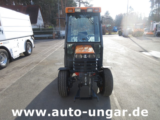 Kubota - B 2410 Baujahr 2006 4x4 Heckzapfwelle Kommunaltraktor mit Getriebeschaden