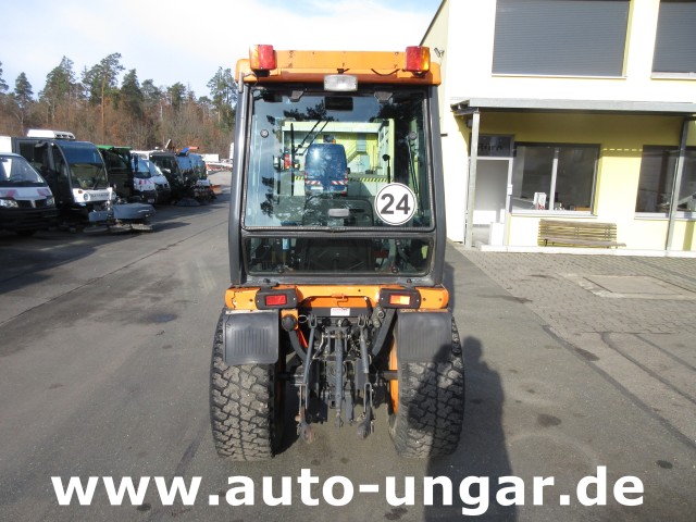 Kubota - B 2410 Baujahr 2006 4x4 Heckzapfwelle Kommunaltraktor mit Getriebeschaden