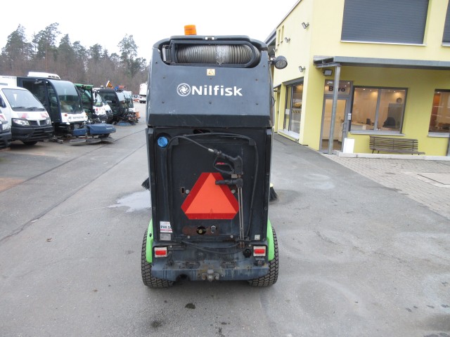 Nilfisk - CR 2250 Egholm Bj. 2015 Kehrmaschine 4x4 Perkins Diesel Knicklenkung